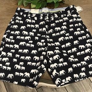 Brand new size 8 pair of Crown & Ivy shorts. Navy blue with white elephants.